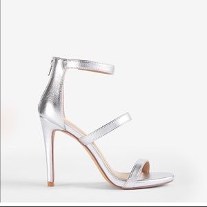 NWOT! EXPRESS Silver strap heels . Great for Date night !